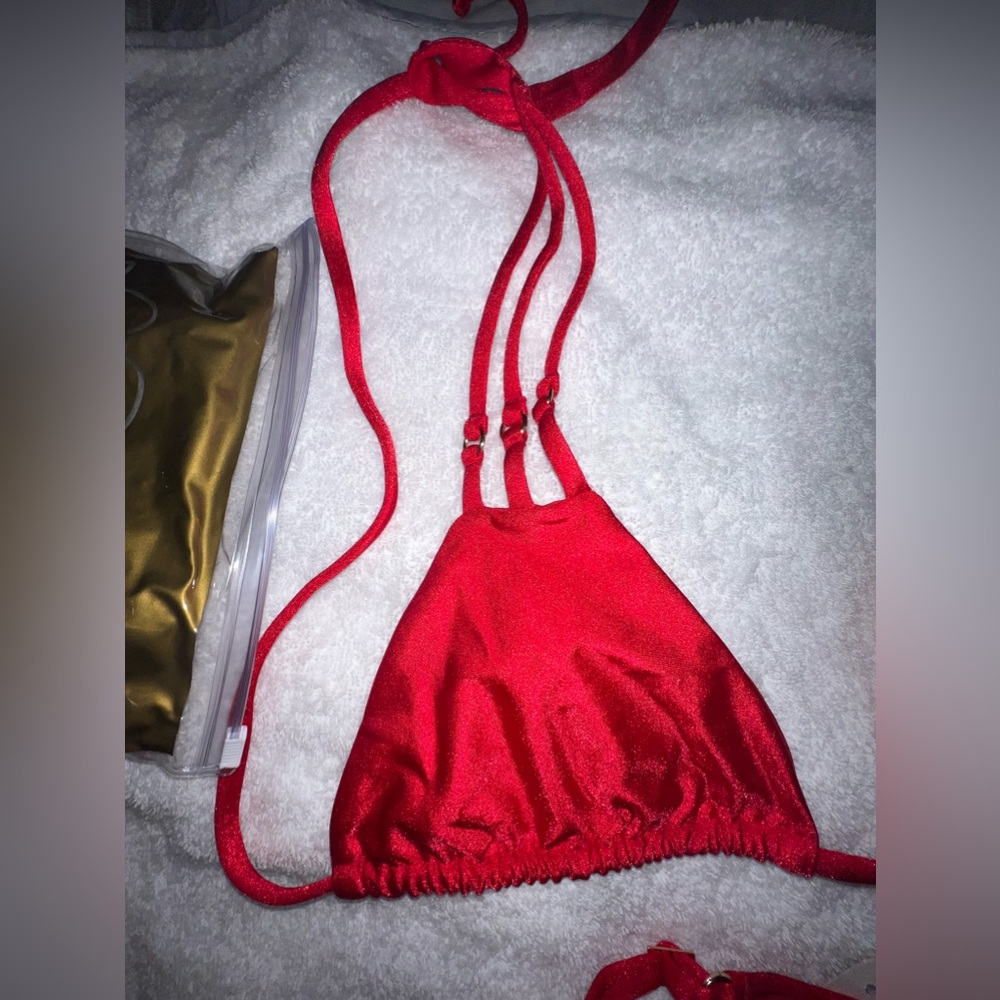 🇧🇷 bikinis  👙